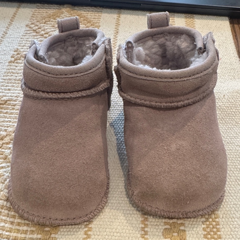 UGG Classic Ultra Mini